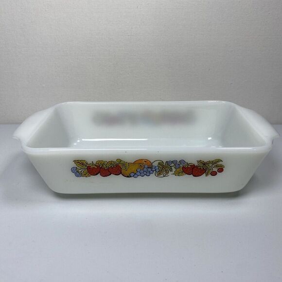VTG Anchor Hocking Fire King Vegetable Fruit Pattern 1 qt. Loaf/Casserole Dish - Picture 1 of 9